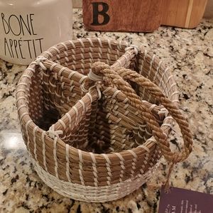 Sustainable organizer handmade in Vietnam